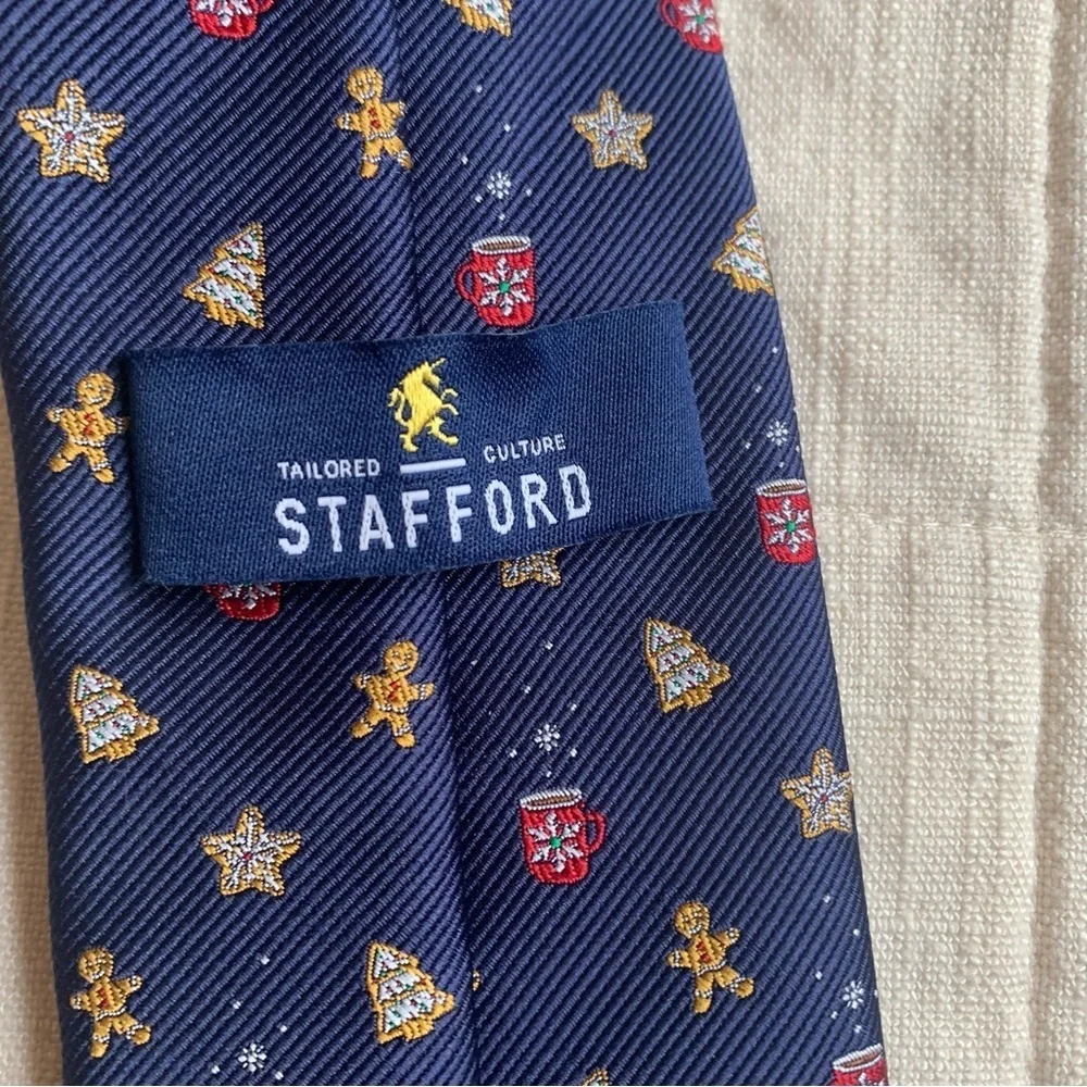 Stafford Gingerbread Man‎ Christmas Holiday Tie